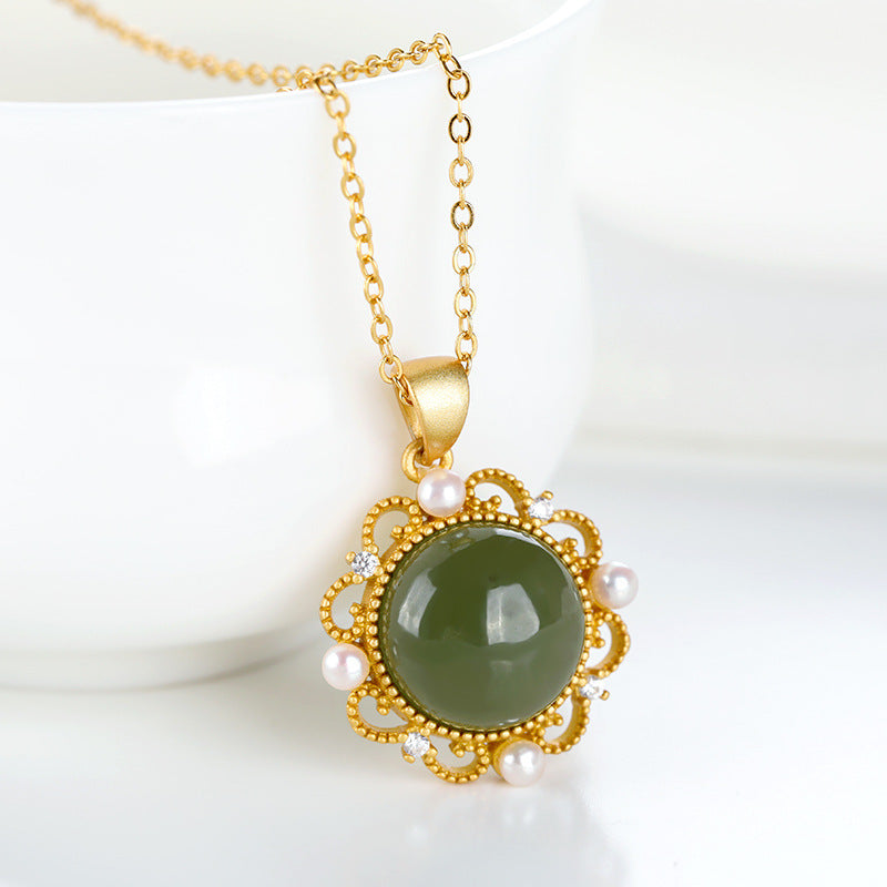 【Hetian Jade】S925 Silver Gold Round Floral Celadonish Jade Necklace