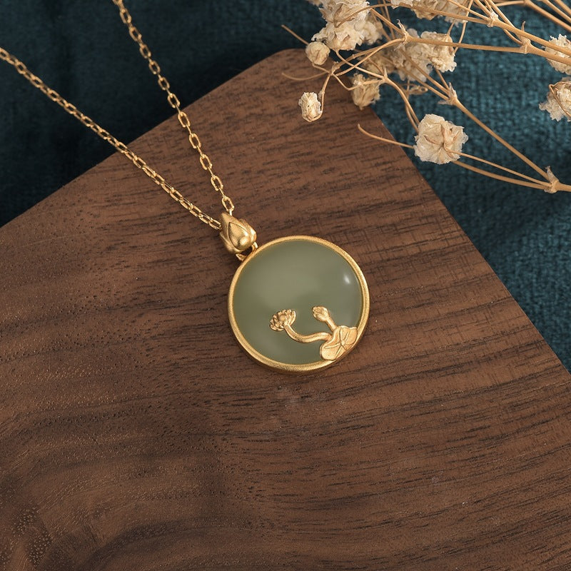 【Quartzite Jade】Round Lotus Necklace
