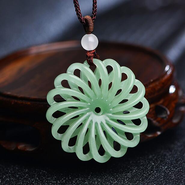 Hollow Out Jadeite Necklace