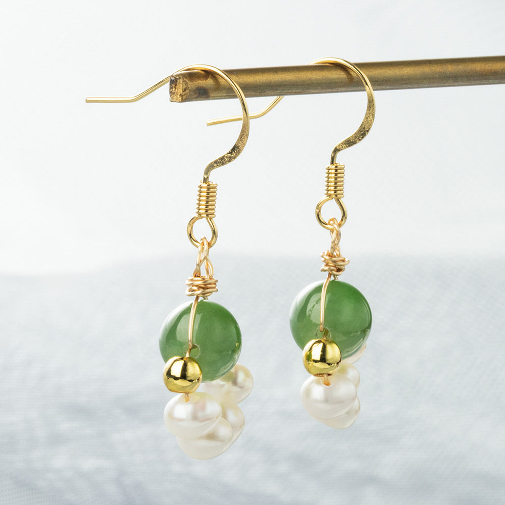 【Celadonish Jade】Pearl Jade Earrings