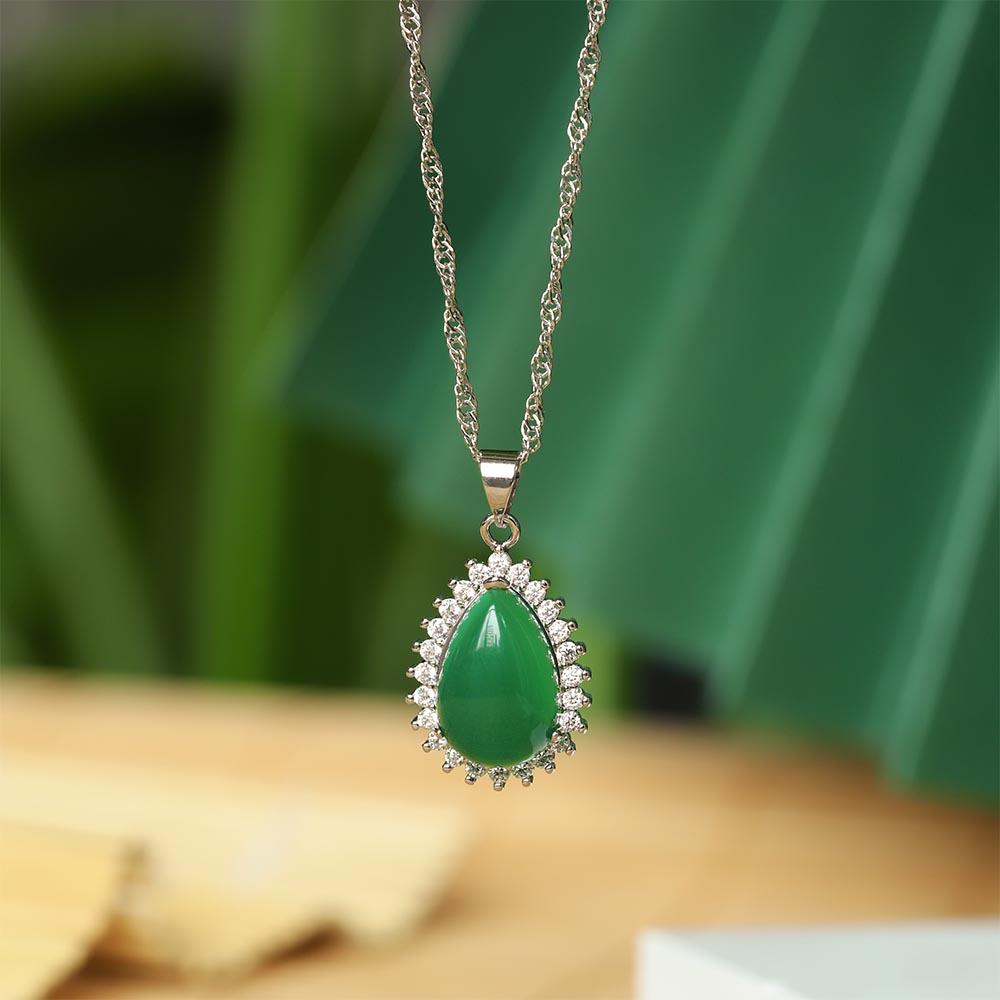 【Chalcedony】Drop-shaped Natural Jade Necklace