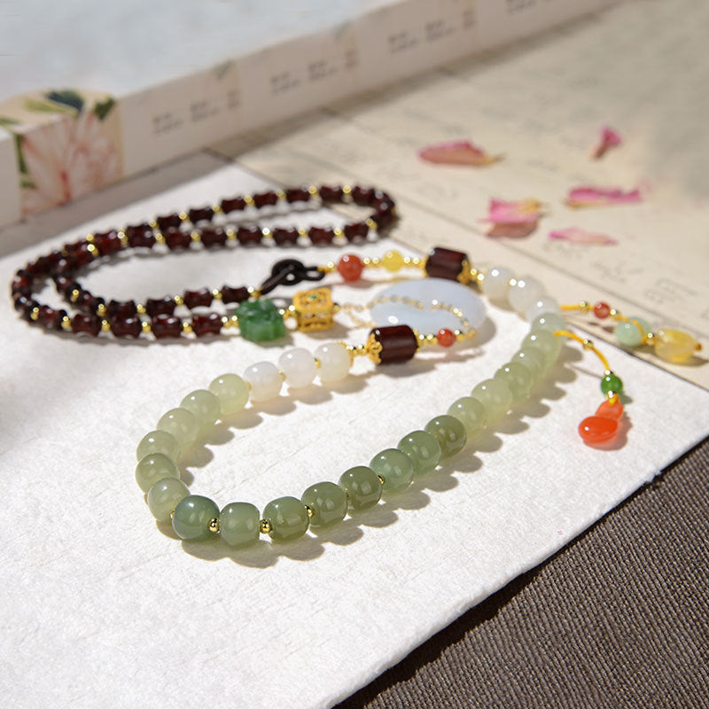 【Jadeite】Antique Design Jade Necklace