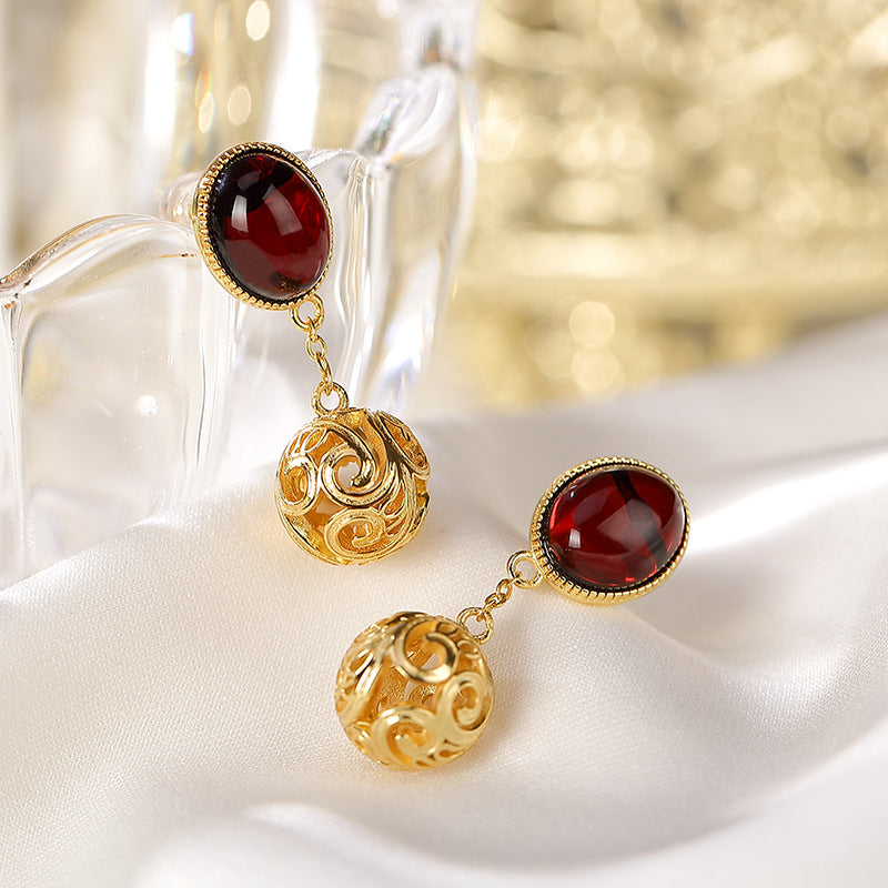 S925 Silver Hollow Out Blood Amber Earrings